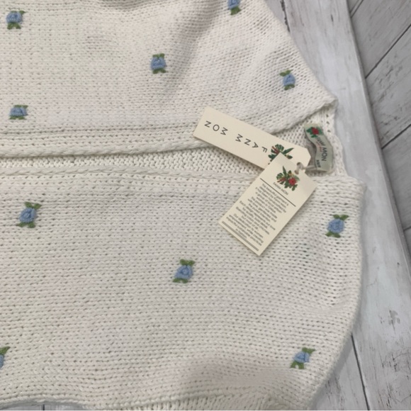 Fanm Mon Hand Knit embroidered blue rose cardigan cotton handcrafted XS/S NEW - Picture 12 of 15